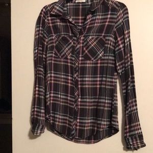 Women’s long sleeve button up